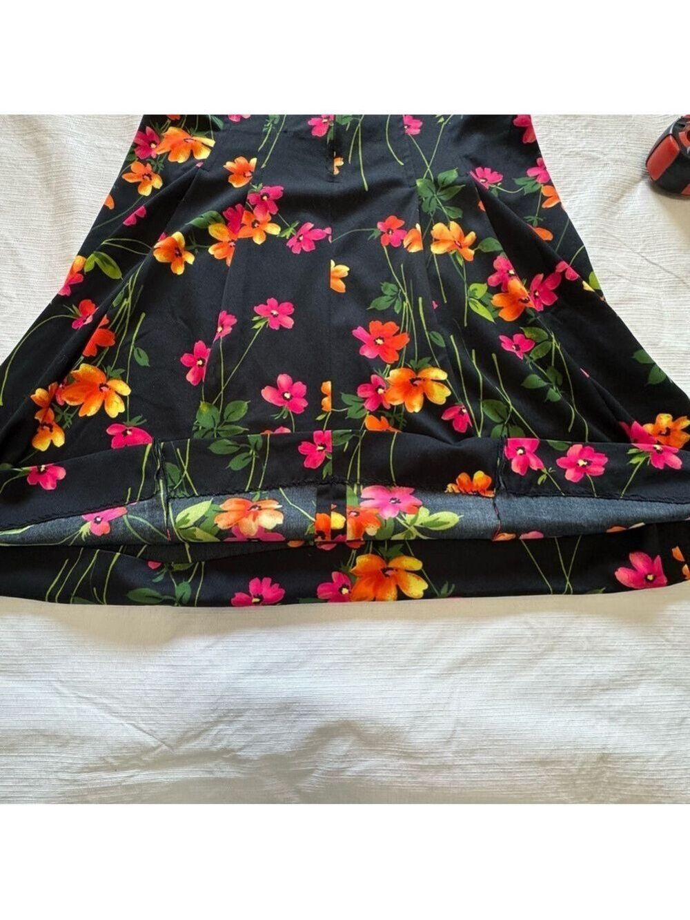 Vintage 70’s Leo Danal Canada Elegant Floral Black Midi Dress SZ 12 - Picture 6 of 8